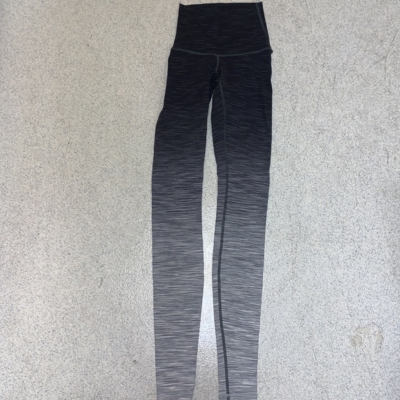 Lululemon Size 2 Black Grey White Ombré Leggings - Picture 4 of 5